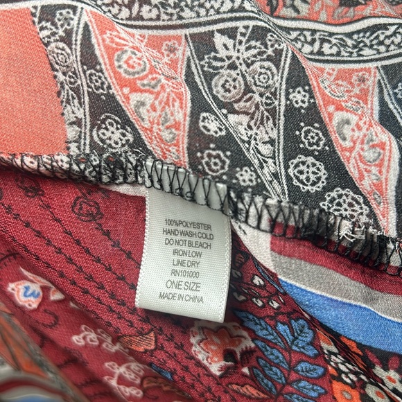 Multi-Color Cover-up - Picture 6 of 6